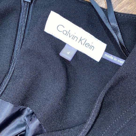 Calvin Klein black shift dress size 4 - Picture 6 of 7